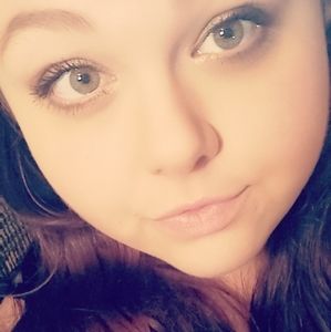 Meet your Posher, Sabrina